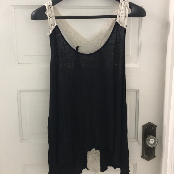 BLACK CROCHET TANK TOP - Picture 1 of 3